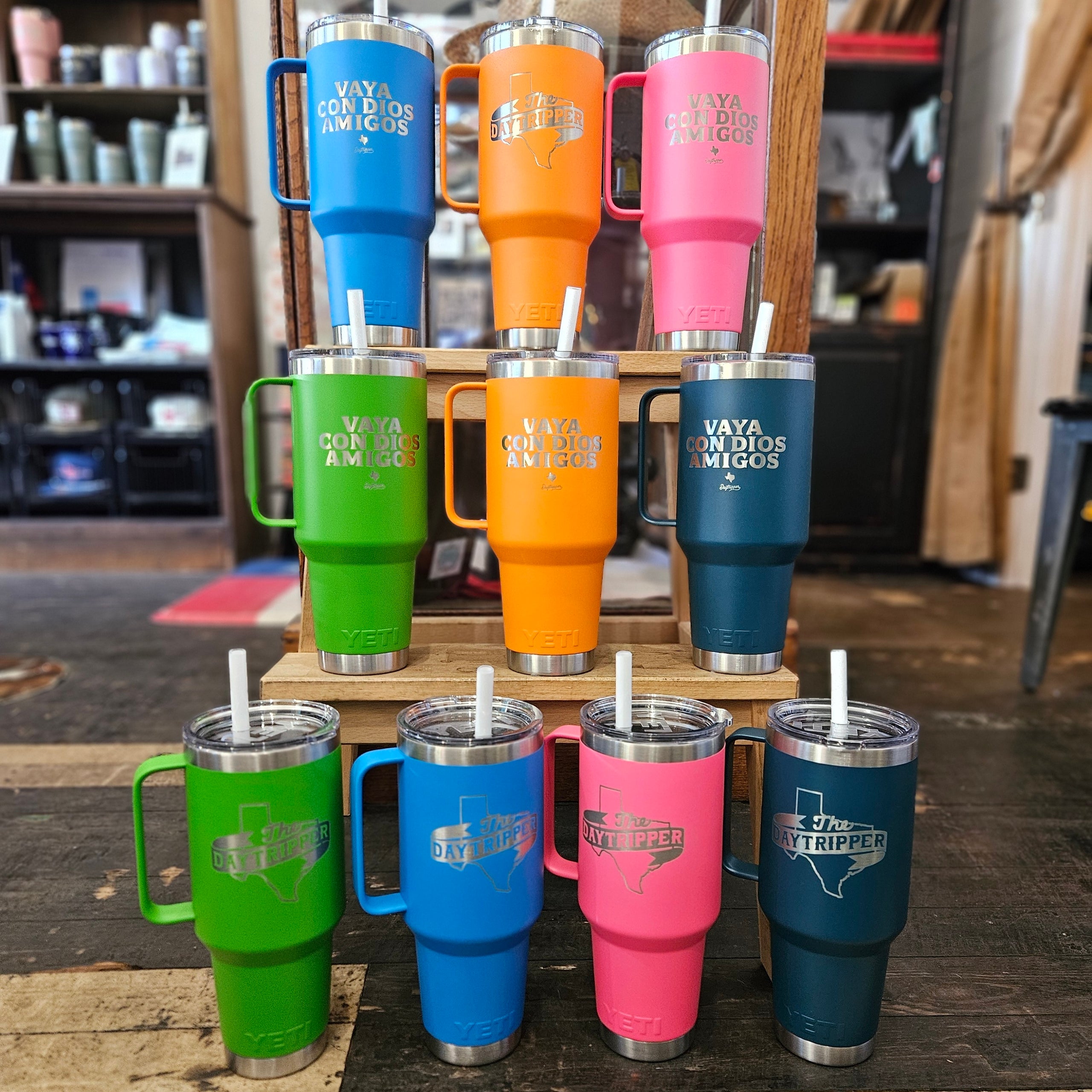 Yeti 42oz Rambler Straw Mug | THE DAYTRIPPER